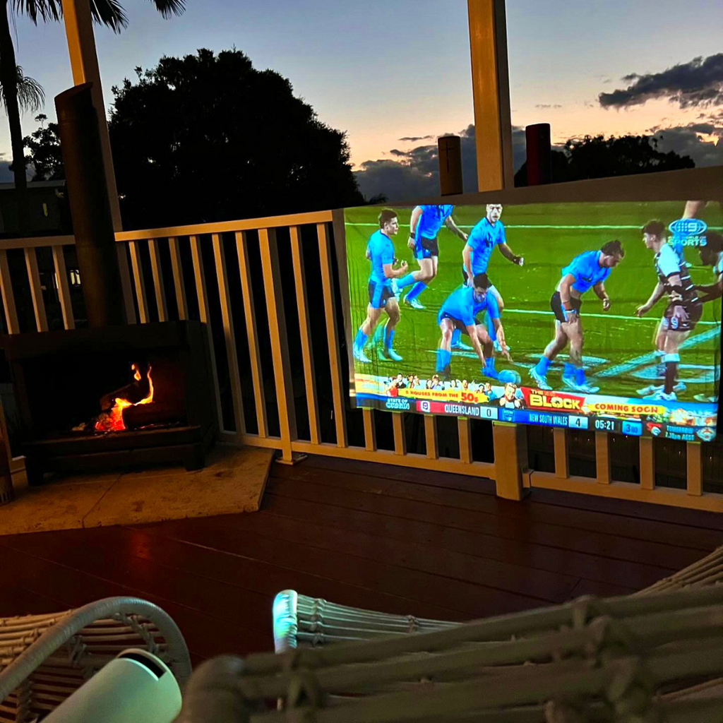 MovieHub™ Ultra HD Projector